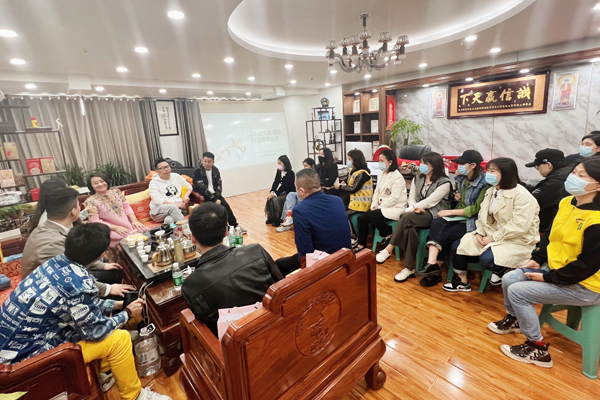 京东智能产品运营模式